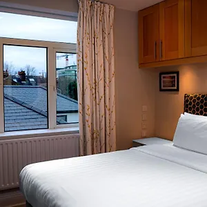 warners-apartments.dublin-hotelsweb.com/